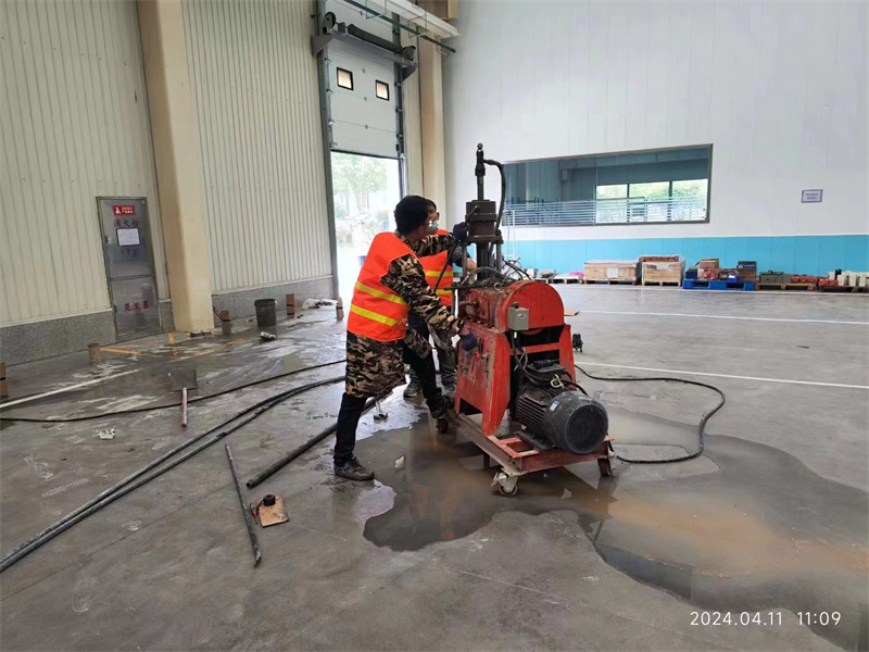 长春厂房地面下沉塌陷注浆加固施工